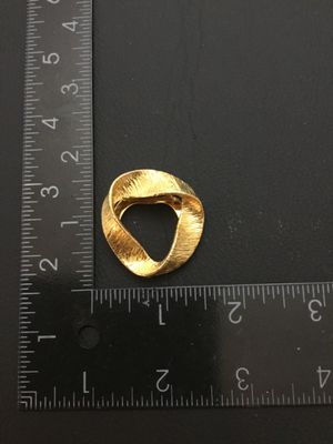 Vintage Gold Tone Textured Twisted Brooch Pin