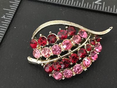 Vintage Gold Tone Pink and Red Rhinestone Leaf Brooch