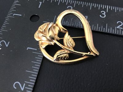 Vintage B.D.C. Gold Tone Rose and Heart Brooch Pin