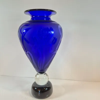 LOT 109: Steven Correia Artist Proof Acid-Etched Floral Art Glass Vase-13" Signed
