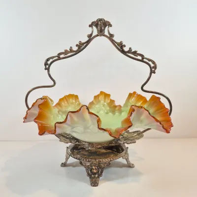 LOT 49: Victorian Bride's Bowl with Uranium Glass Crimped Bowl in Homan Silverplate Base