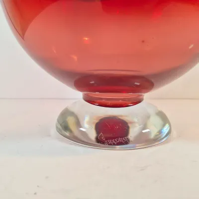 LOT 110: Adam Jablonski Signed Art Glass Vase 12"