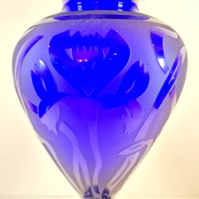 LOT 109: Steven Correia Artist Proof Acid-Etched Floral Art Glass Vase-13" Signed