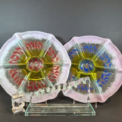 LOT 121: Art Glass Menorah by Stephen Schlanser, Fused-Art Glass Seder Plates & Etched Glass Dreidel