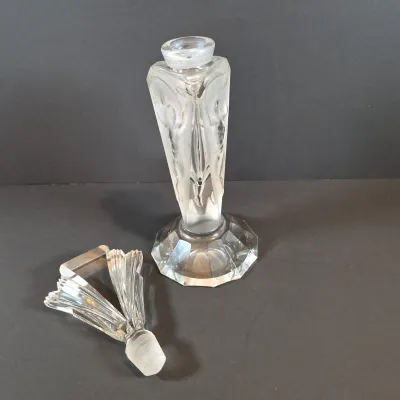 LOT 117: Vintage 11" Glass 3-Panel Dancing Nudes Art Deco Style Perfume Bottle Signed J. Pesničák