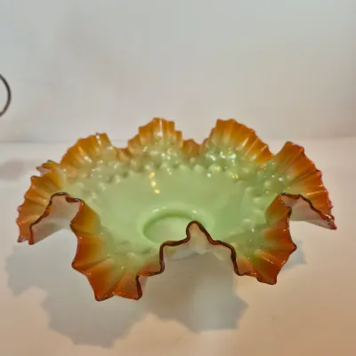 LOT 49: Victorian Bride's Bowl with Uranium Glass Crimped Bowl in Homan Silverplate Base