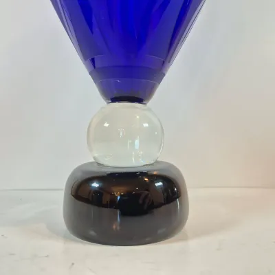 LOT 109: Steven Correia Artist Proof Acid-Etched Floral Art Glass Vase-13" Signed