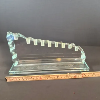 LOT 121: Art Glass Menorah by Stephen Schlanser, Fused-Art Glass Seder Plates & Etched Glass Dreidel