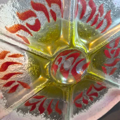 LOT 121: Art Glass Menorah by Stephen Schlanser, Fused-Art Glass Seder Plates & Etched Glass Dreidel