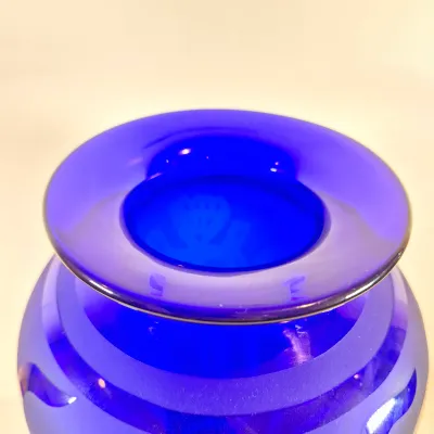 LOT 109: Steven Correia Artist Proof Acid-Etched Floral Art Glass Vase-13" Signed