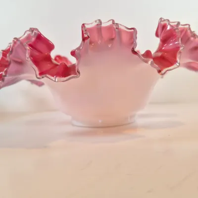 LOT 54: Victorian Bride's Bowl with Pink & White Crimped Bowl on Bird-Handled Silverplate Pedestal