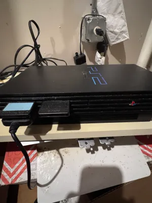 Sony PlayStation 2 Console SCPH-30001 with Controller & Memory Cards