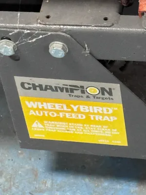Champion Wheelybird Auto-Feed Trap Clay Target Thrower