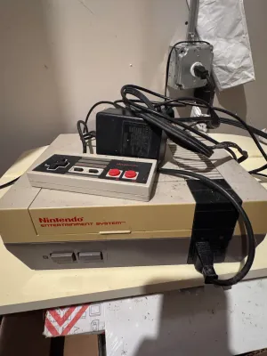 Vintage Nintendo Entertainment System (NES-001) Console with Controller