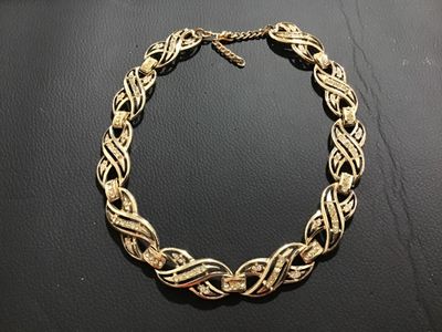 Vintage Gold-Tone Rhinestone Collar Necklace