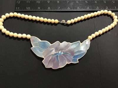 Vintage Mother of Pearl Inlay Floral Bib Necklace