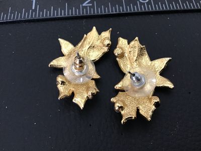 Vintage Avon Christmas Poinsettia & Holly Post Earrings