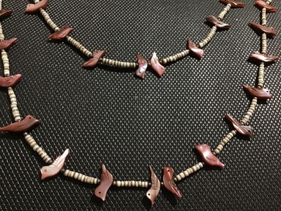 Vintage Native American Style Shell Heishe & Carved Bird Fetish Necklace