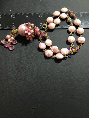 Vintage Pink Foil Glass Bead Necklace with Enamel Flower Pendant