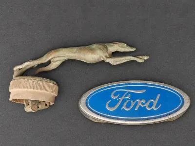 FORD GREYHOUND HOOD ORNAMENT 