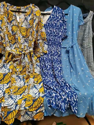 WOMEN'S DRESS LOT (SIZE 18W) TALBOTS