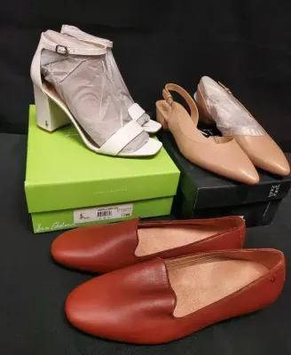 WOMEN'S SHOES (SIZES 11, 12)