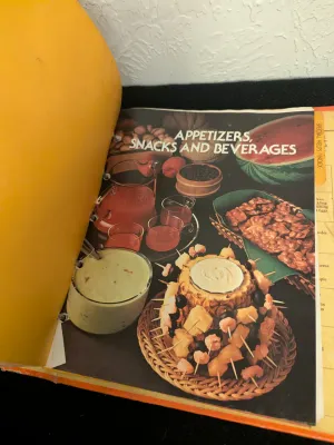 Betty Crocker's Cookbook New and Revised Edition