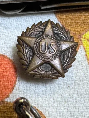 Vintage Collectibles Lot: Napoleon Paris Keychain, US Pin, Agate & Ephemera