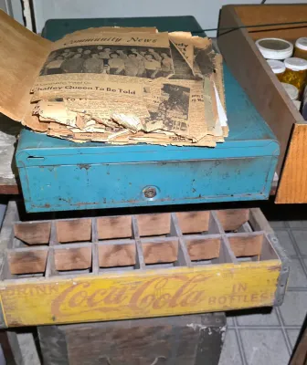 Estate sale photo