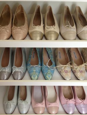 CHANEL BALLERINAS
SZ: 40