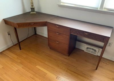 Sale Photo Thumbnail #68: Lane Preception desk unit