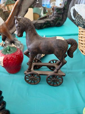 Sale Photo Thumbnail #4: Vintage cast iron horse pull toy figurine with a weathered, rust