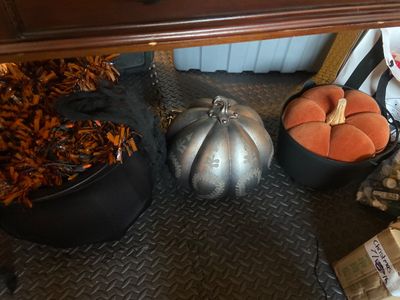 Sale Photo Thumbnail #163