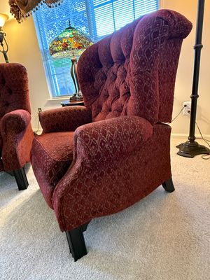 Pair of Genuine La-Z-Boy Tufted Recliners