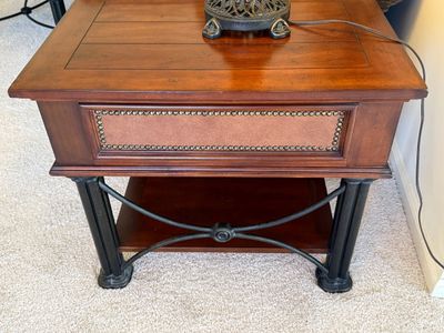 Pair of Lane Furniture End Tables