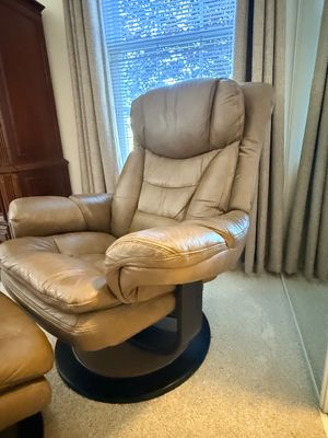Lane Leather Swivel Recliner and Ottoman