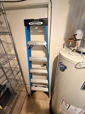 Werner 6 ft. Fiberglass Step Ladder