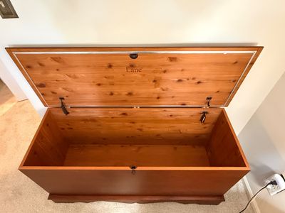 Lane Cedar Chest