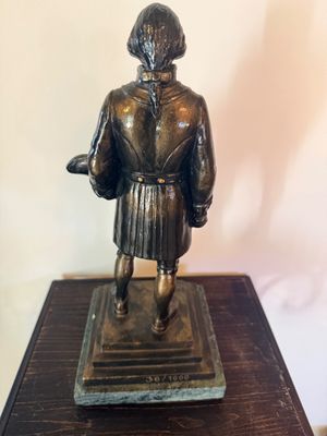 George Washington in Masonic Regalia Bronze Statue