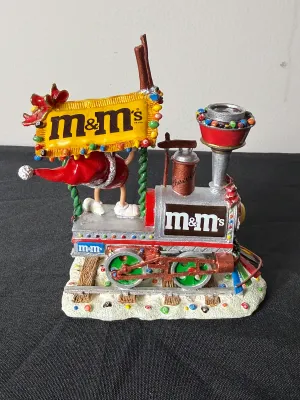 Danbury Mint M&M's Christmas Ferris Wheel Figurine