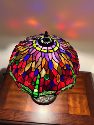 Tiffany-Style Dragonfly Stained Glass Table Lamp