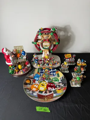 Danbury Mint M&M's Christmas Ferris Wheel Figurine