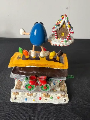 Danbury Mint M&M's Christmas Ferris Wheel Figurine
