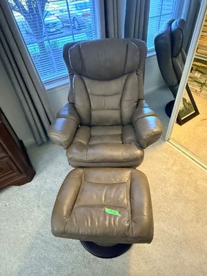 Lane Leather Swivel Recliner and Ottoman