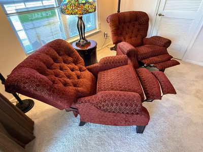 Pair of Genuine La-Z-Boy Tufted Recliners