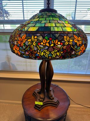 Large Tiffany-Style Stained Glass Table Lamp