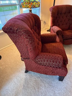 Pair of Genuine La-Z-Boy Tufted Recliners