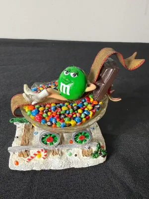 Danbury Mint M&M's Christmas Ferris Wheel Figurine