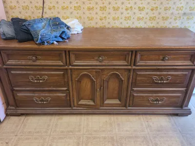 Sale Photo Thumbnail #104