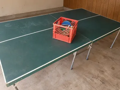 VINTAGE PING-PONG TABLE